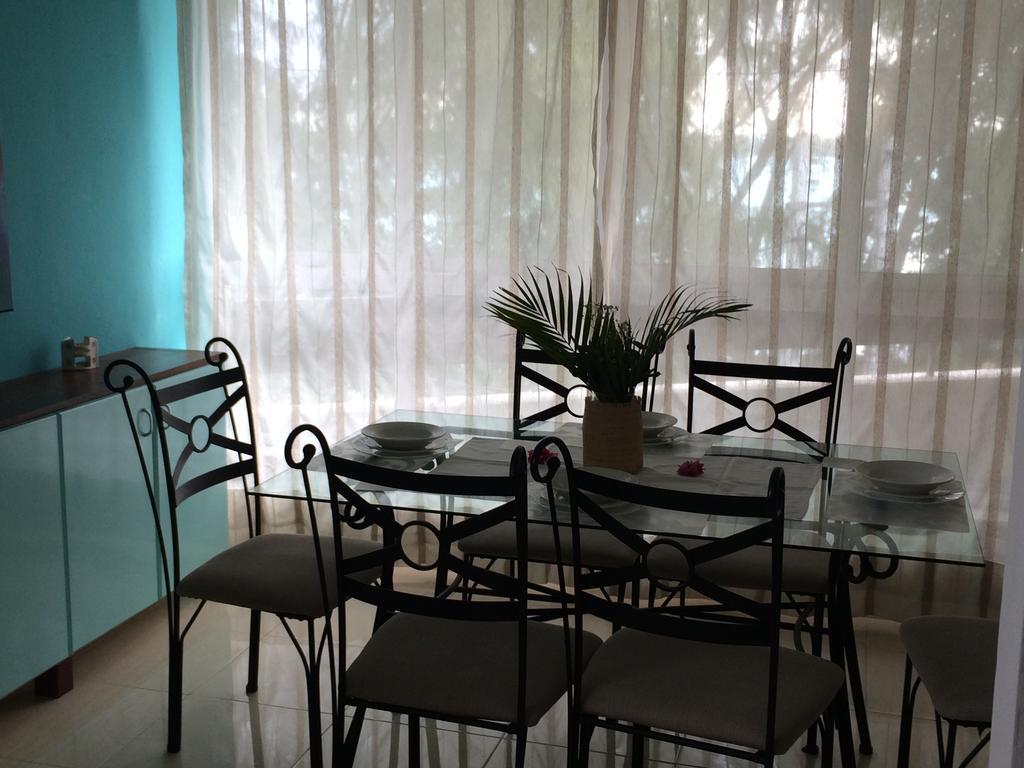 Seaview Holiday Apartments Grand Baie Exterior foto